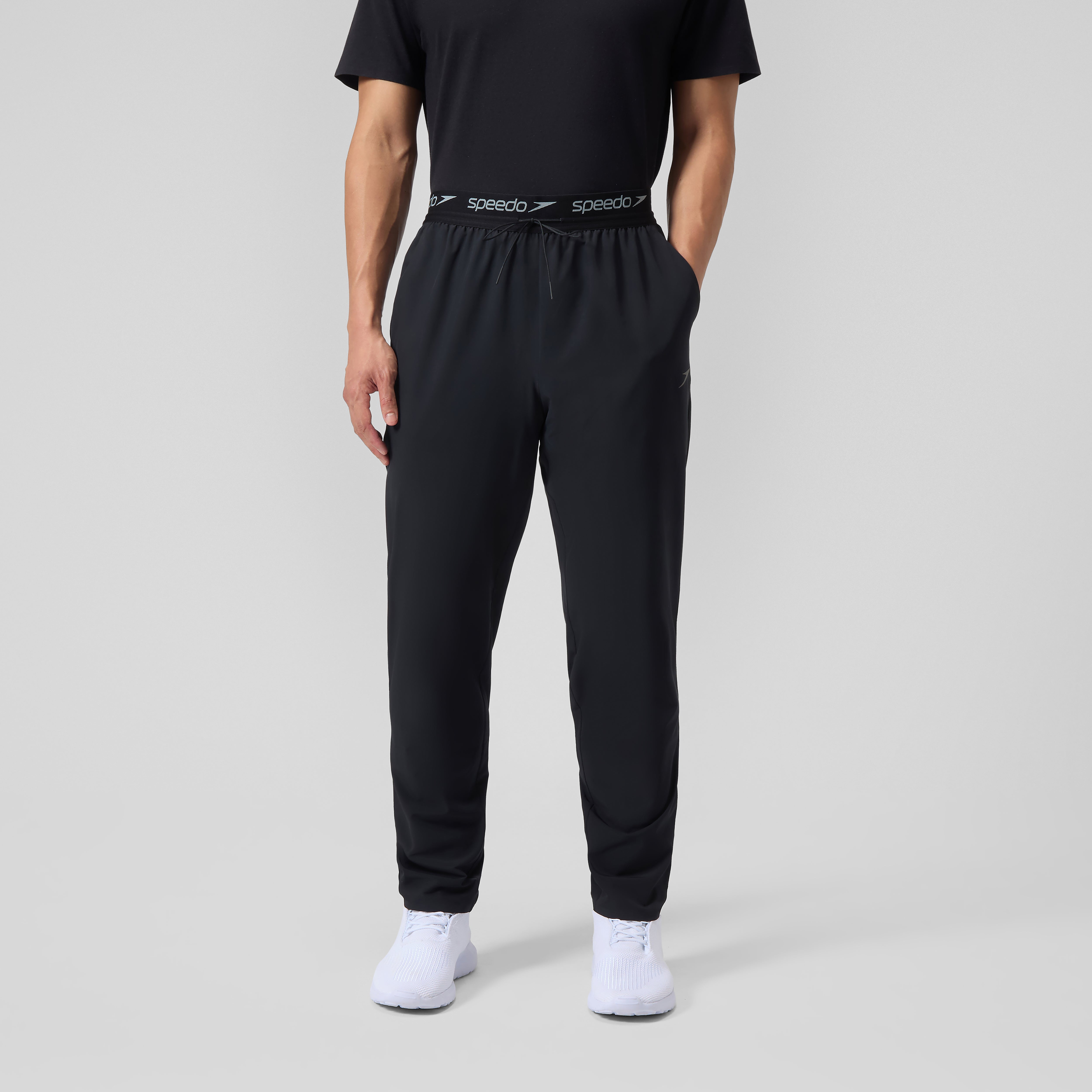 Men's Vanquisher Woven Track Pant Black | Speedo