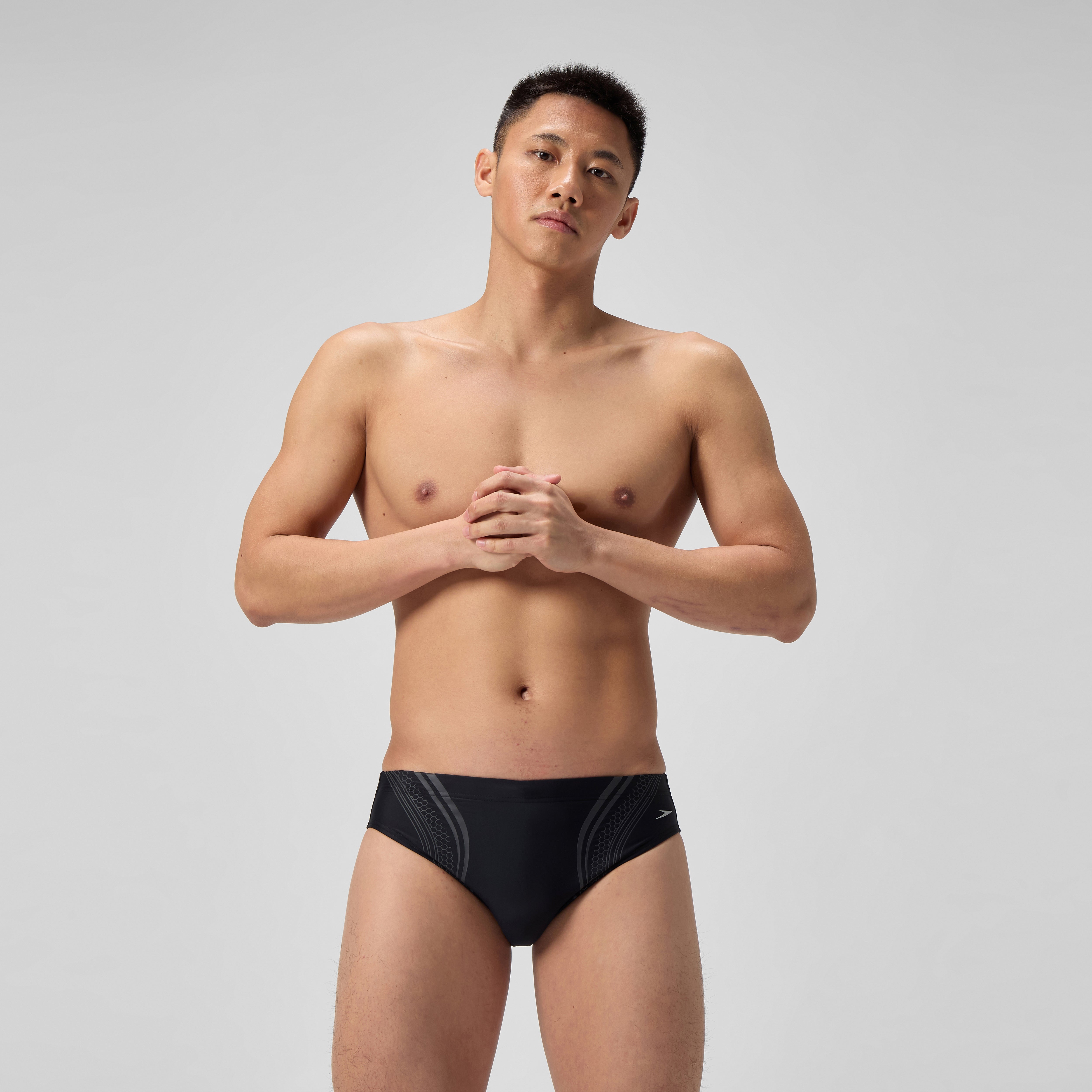 Men's Printed V Class Movement Brief Black | Speedo