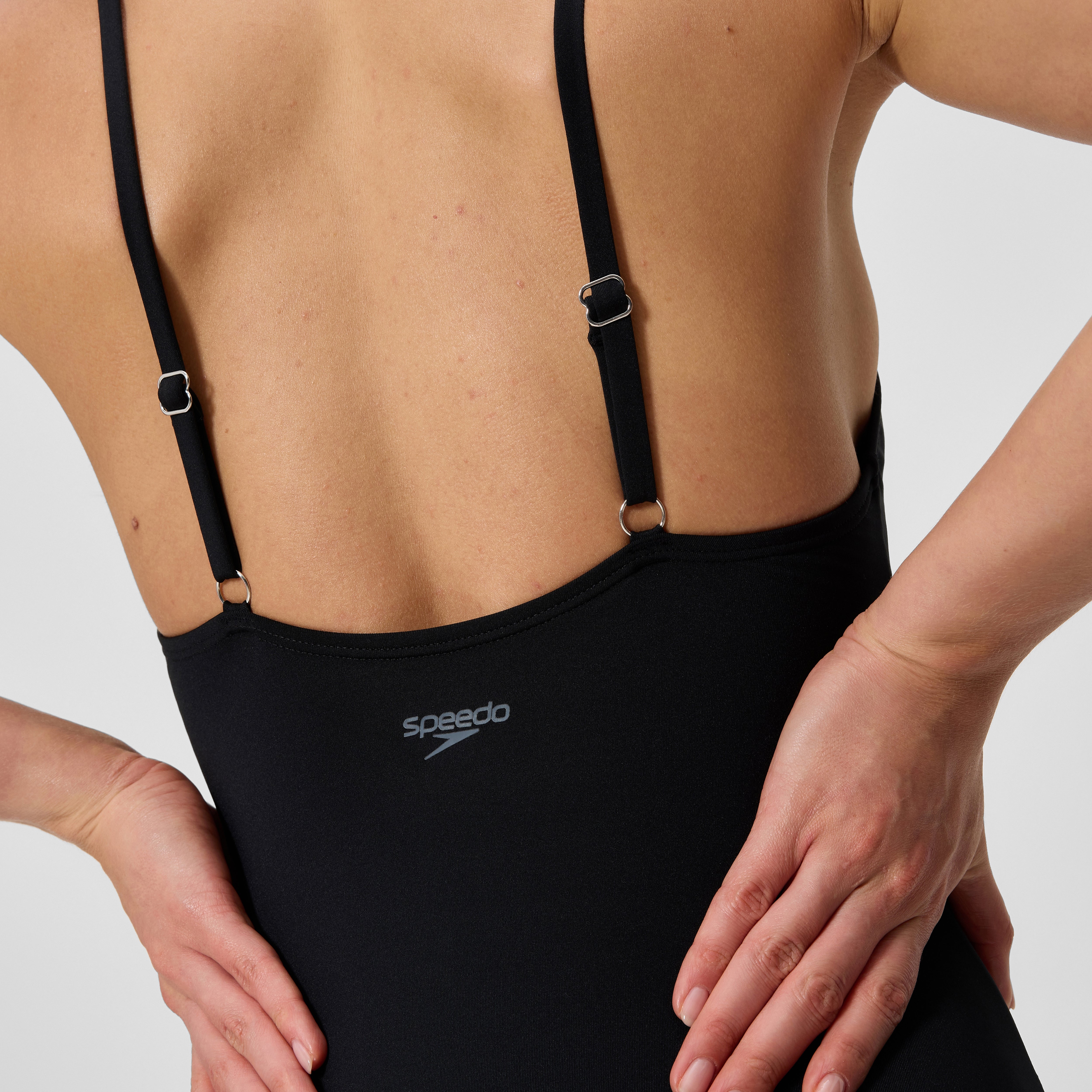 Women's Solid V-Neck One Piece Black | Speedo